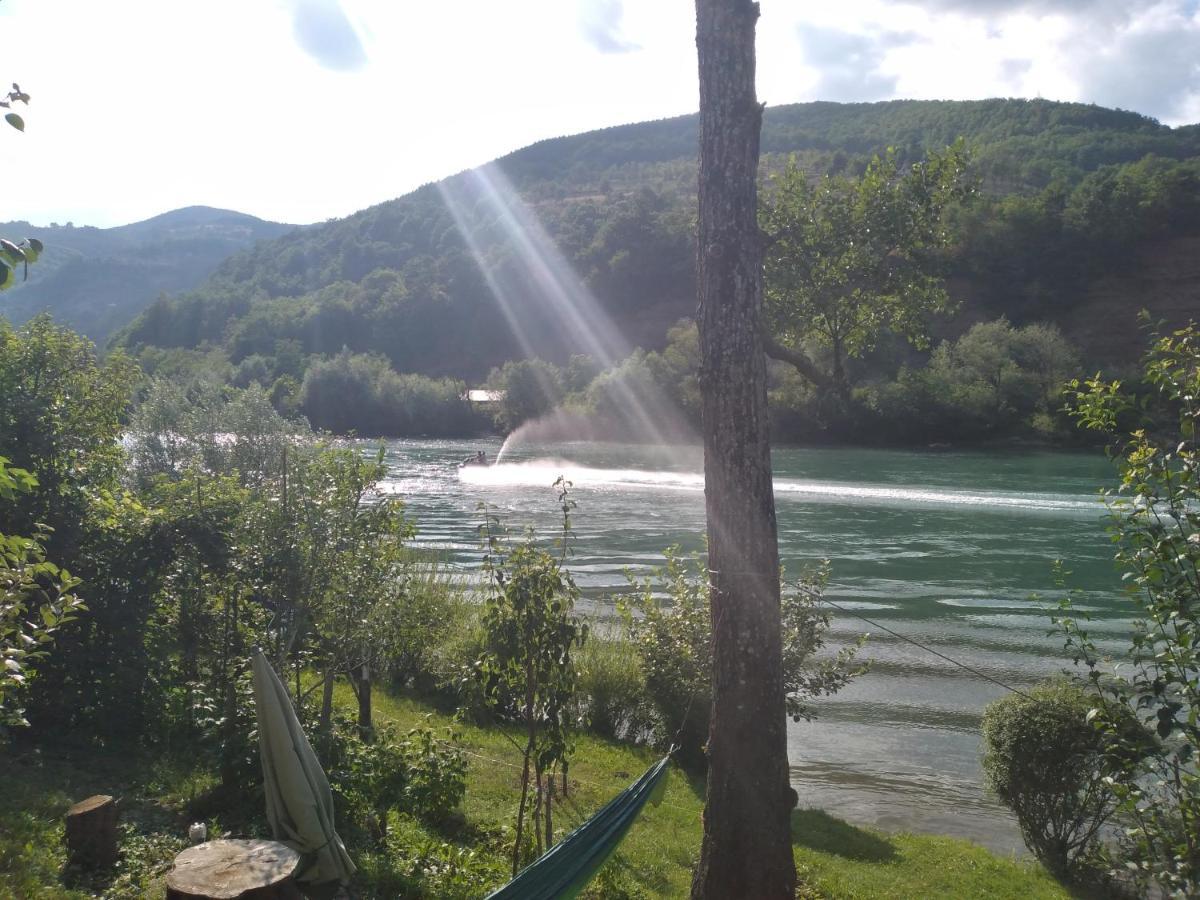 Bed and Breakfast Prenociste Na Drini Foca Zewnętrze zdjęcie