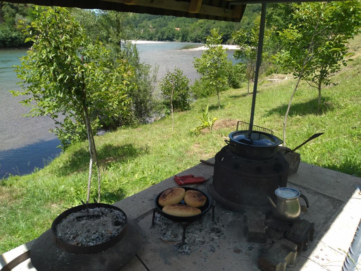 Bed and Breakfast Prenociste Na Drini Foca Zewnętrze zdjęcie
