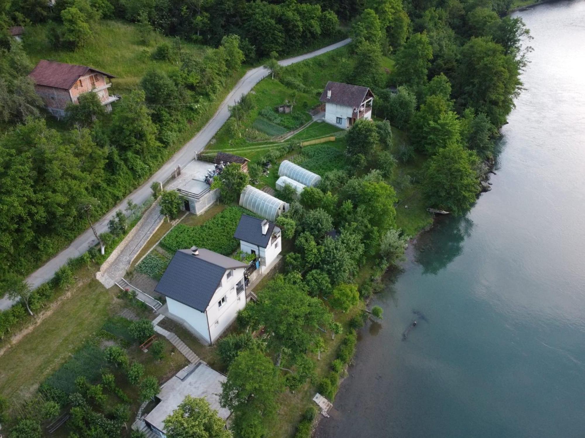 Bed and Breakfast Prenociste Na Drini Foca Zewnętrze zdjęcie